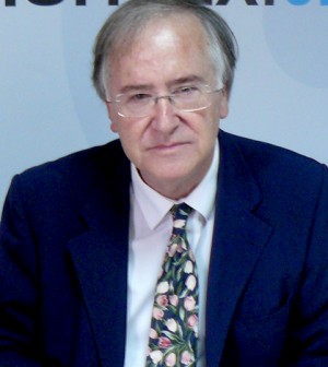 macías