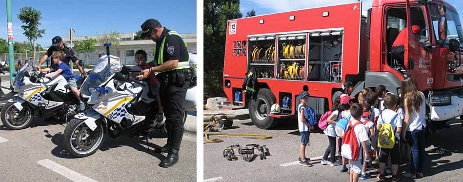 Los niños disfrutaron admirando las motos y coches de bomeros