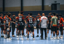 Handbol Mallorca roza la victoria en Torrevieja