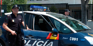 Detenido por robar dos móviles y el bolso a una joven en Palma