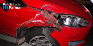 Huye en Palma tras provocar un accidente cuadruplicando la tasa de alcohol