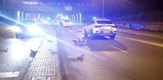 Un conductor ebrio arranca un semáforo en Palma