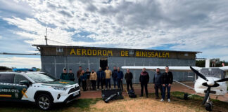 La Guardia Civil forma a agricultores de Mallorca en el uso legal de drones