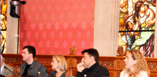 Més acusa al PP de “fraude político” por renunciar a reducir las plazas turísticas en Mallorca