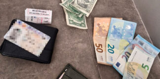 Detenido por forzar y robar en las taquillas de un supermercado en Palma