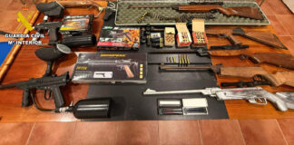 Granadas y un arsenal a la venta en un mercadillo de Mallorca