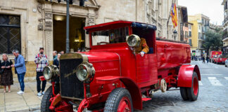 Palma rescata su primer camión de bomberos de 1914