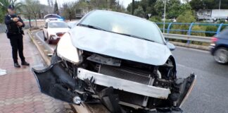 Un conductor ebrio se empotra contra un muro en Son Rapinya