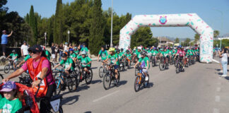800 ciclistas toman Marratxí por la seguridad vial