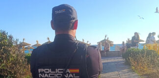 Detenido tras herir a una turista con una botella rota para robarle en Platja de Palma
