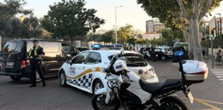 Lluvia de multas y tres delitos penales en un control policial en Eusebi Estada