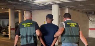Tres por cinco robos violentos en perfumerías de Marratxí y Palma