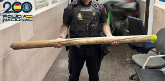 Terror en Palma: acogen a una joven tres días y les amenaza con un palo de 1,6 metros y con quemarlos vivos