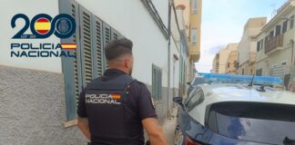 Patean y rocían con desinfectante en la cara a una dependienta de Pere Garau para robarle ropa
