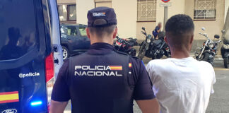 Detenido un argelino por el sangriento apuñalamiento de la calle Indalecio Prieto