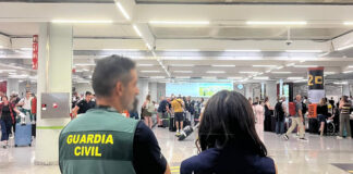 Incautan cerca de 2.000 cajetillas de tabaco de contrabando en el Aeropuerto de Palma
