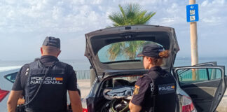 Dos detenidos por robo con violencia en la playa de Can Pere Antoni tras el eclipse