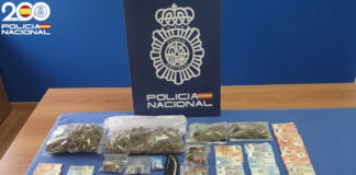La Policía Nacional desmantela dos puntos de venta de droga en Son Gotleu