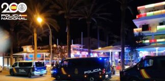 Detenido un menor rumano especializado en desvalijar a bañistas en Platja de Palma