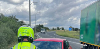 La Guardia Civil detecta 573 distracciones al volante en Baleares